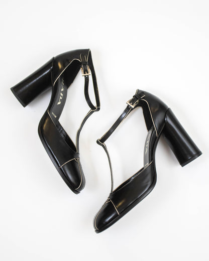 Vintage Prada Black T-strap Mary Jane 'Legally Blonde' Heels / 34.5 (US 4.5)