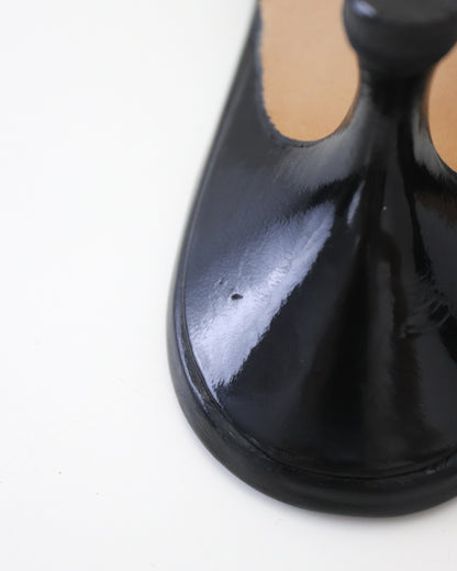 Vintage Manolo Blahnik Black Leather Kitten Heel Thong Mules / 38 (US 8)