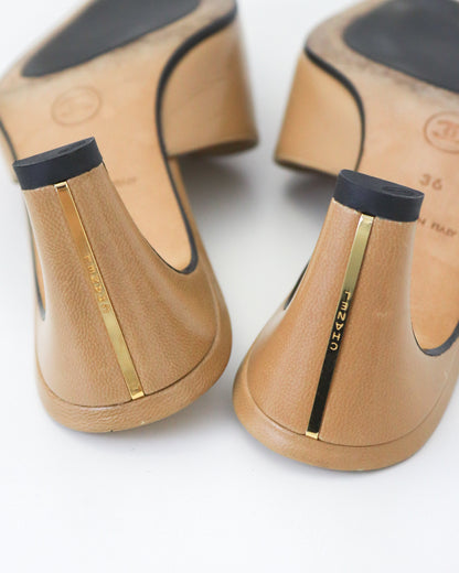 Vintage 2000s Chanel Tan Black CC Logo Kitten Heel Mules / 36 (US 6)