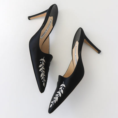 Rare Vintage Manolo Blahnik Black Satin Mules Floral Embroidery Detail As seen in The Sopranos / 36.5 (US 6.5)