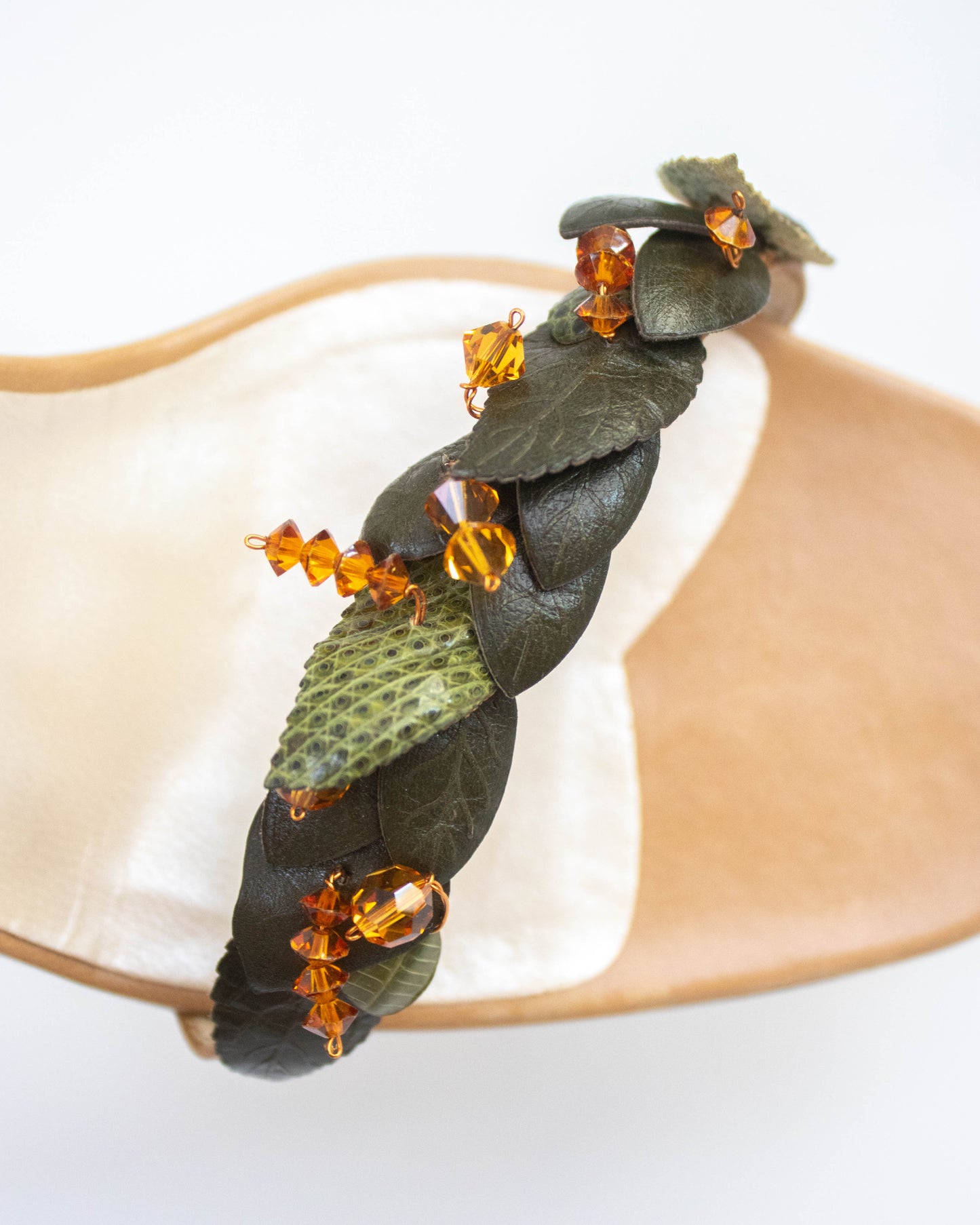 Vintage Rene Caovilla Green Leaf Vine Ankle Wrap Sandals / 38.5 (US 8.5)