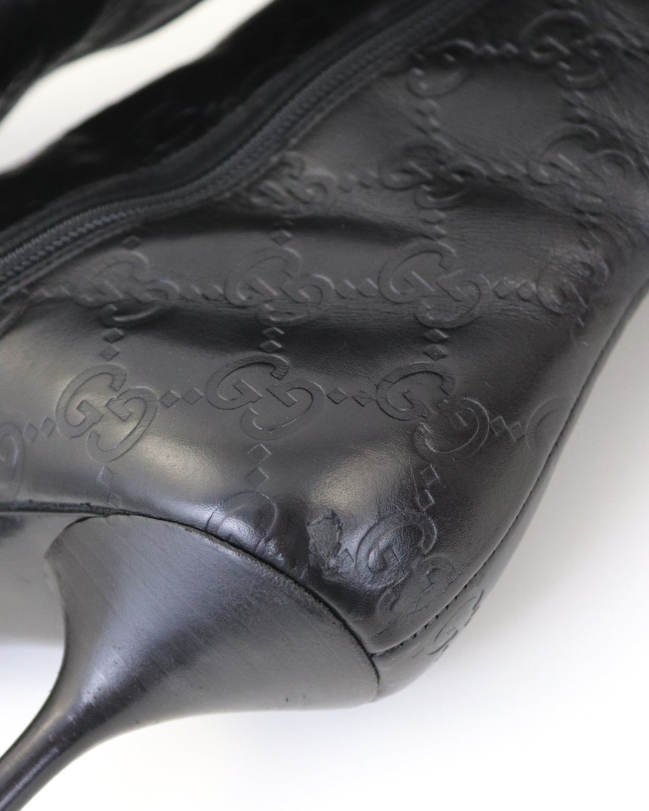 Vintage Gucci by Tom Ford Black Guccissima Monogram Leather Boots / 37 (US 7)