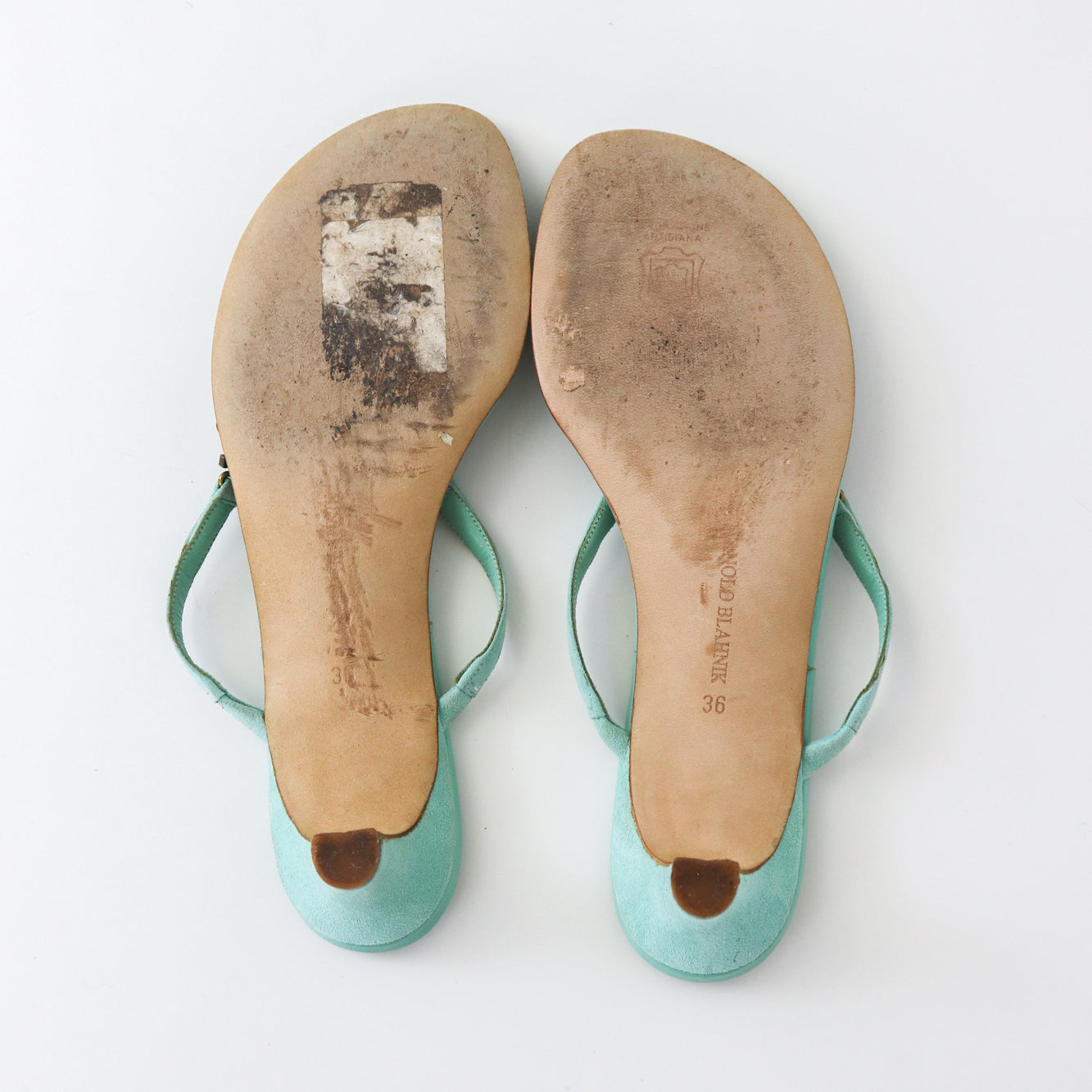 Vintage Manolo Blahnik Lenti Suede Turquoise Jewel Kitten Heel Thong Mules / 36 (US 6)