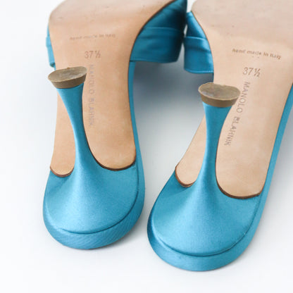 Manolo Blahnik S/S 2019 Igura Satin Mules Bejeweled Crystal Starfish Heels / 37.5 (US 7.5)