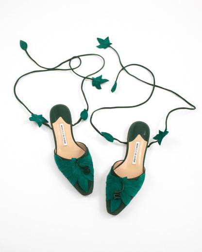 Manolo Blahnik Green Leaf Applique Lace Up Flats / 37 (US 7)