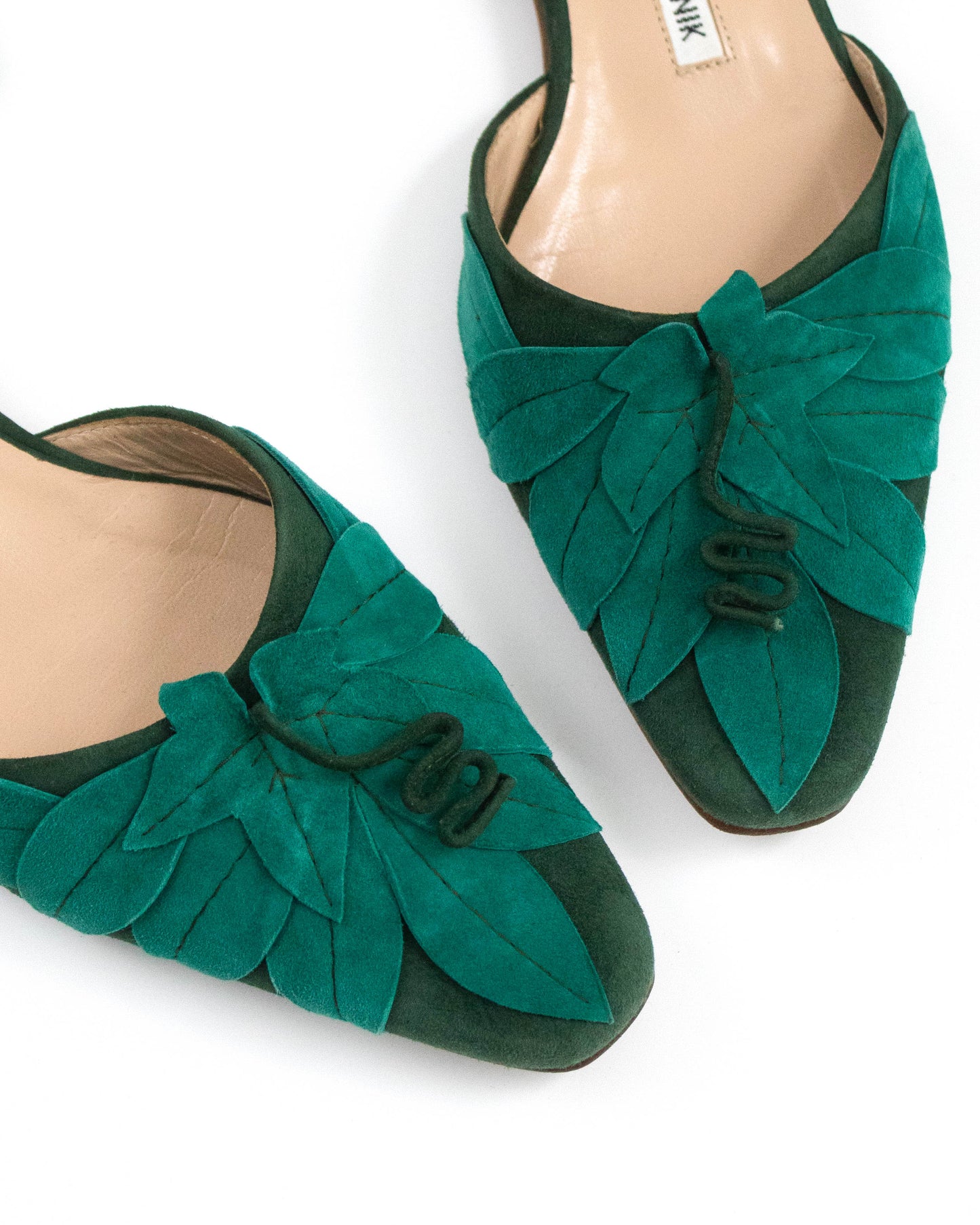 Manolo Blahnik Green Leaf Applique Lace Up Flats / 37 (US 7)