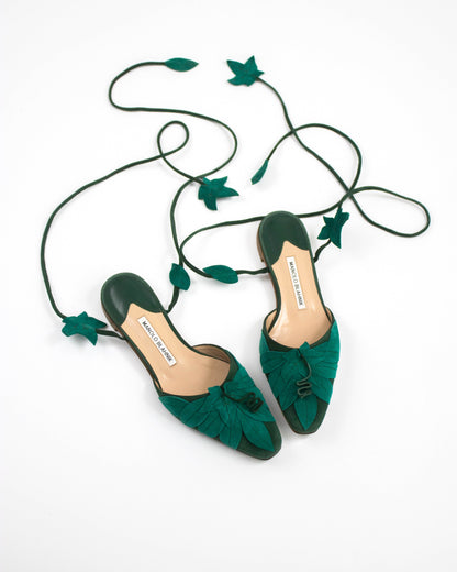 Manolo Blahnik Green Leaf Applique Lace Up Flats / 37 (US 7)