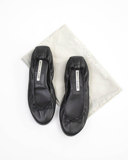 Manolo Blahnik Tobaly Black Soft Leather Ballet Flats / 35 (US 5)
