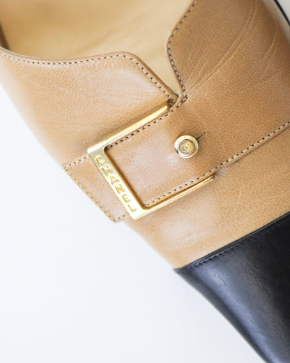Vintage 2000s Chanel Tan Black CC Logo Kitten Heel Mules / 36 (US 6)