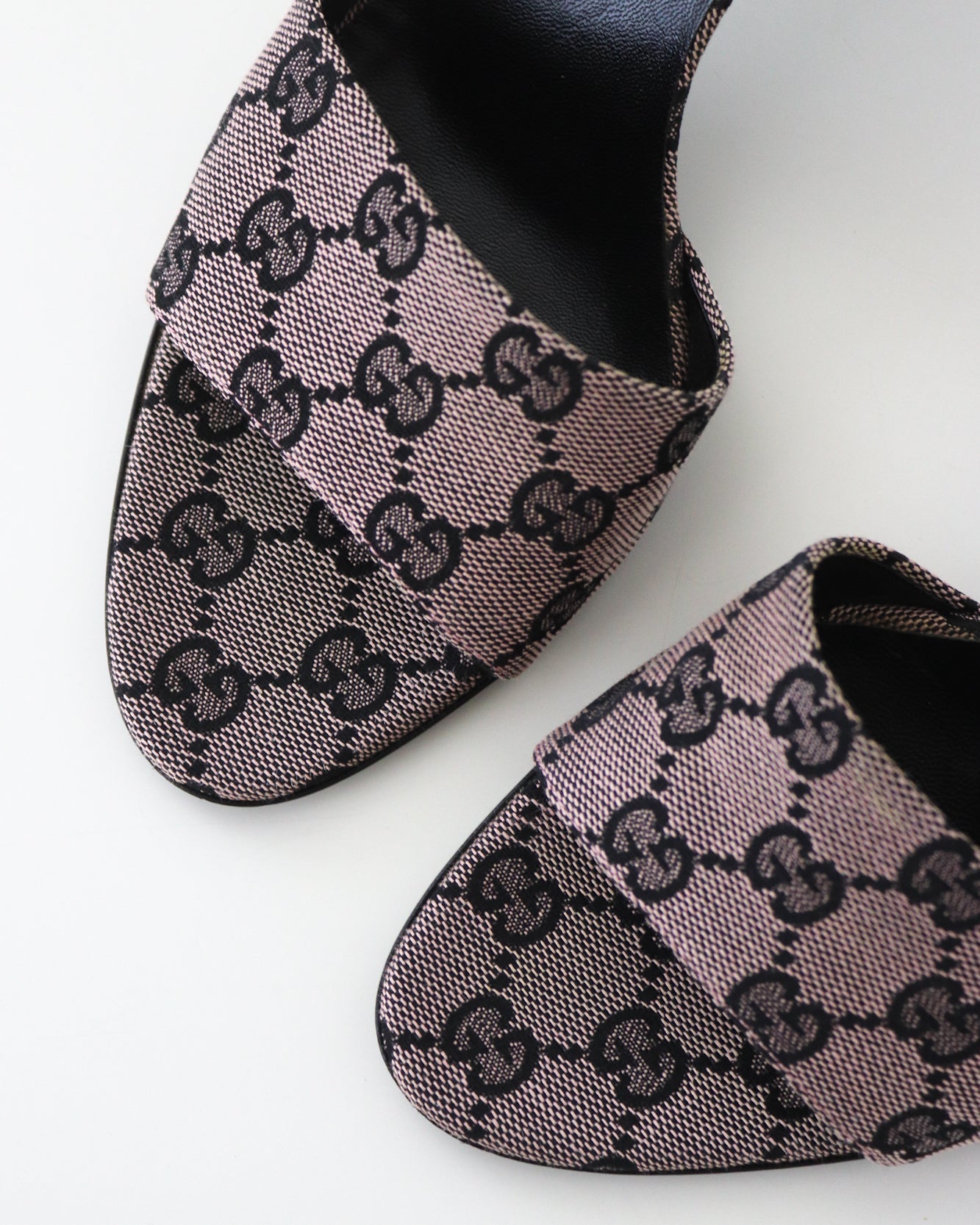 Vintage 2000s Gucci GG Monogram Canvas Pale Pink Mule Heels / 38 (US 8)