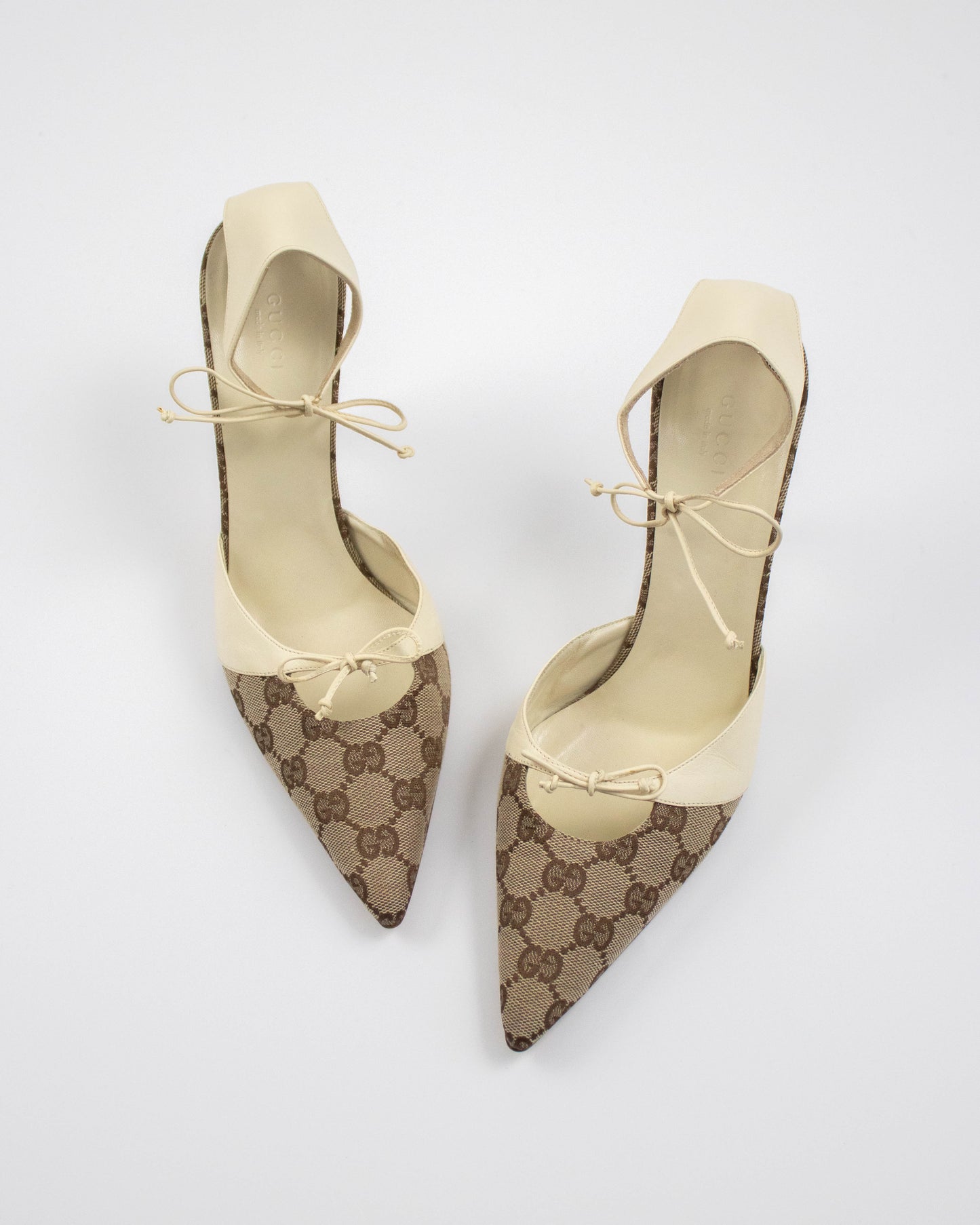 Vintage Gucci Monogram Canvas Bow Detail Heels front view