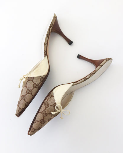 Vintage 2000s Gucci Monogram Canvas Bow Detail Mule Heels / 37.5 (US 7.5)