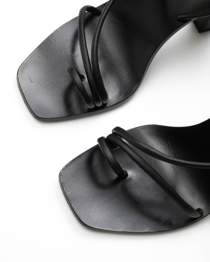 Vintage 2000s Gucci by Tom Ford Black Leather Ankle Wrap Heels / 36 (US 6)