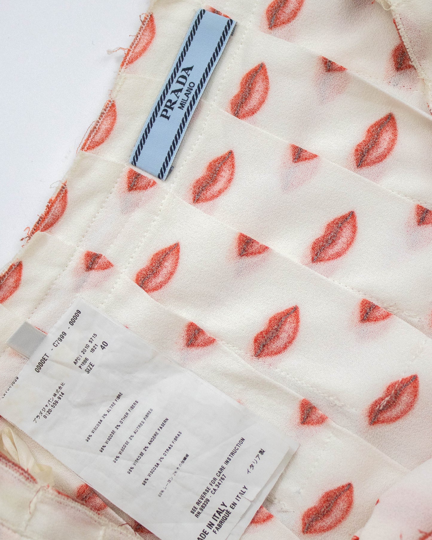 Vintage 2010 Prada Lips Print Pleated Wrap Skirt / IT 40 (S)