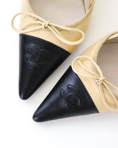 Vintage Chanel Iconic Tan Black Slingback CC Logo Bow Embellished Heels / 36.5 (US 6.5)