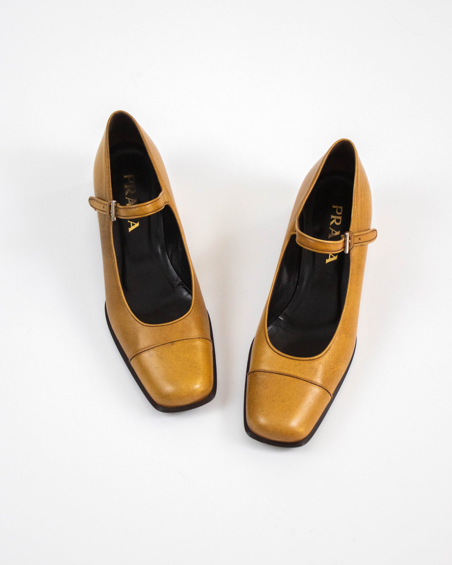 Vintage F/W 1996 Prada Antiqued Leather Mary Jane Heels / 38.5 (US 8.5)