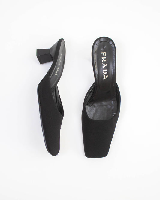 Vintage F/W 1998 Prada Black Minimalist Kitten Heel Mules / 37 (US 7)
