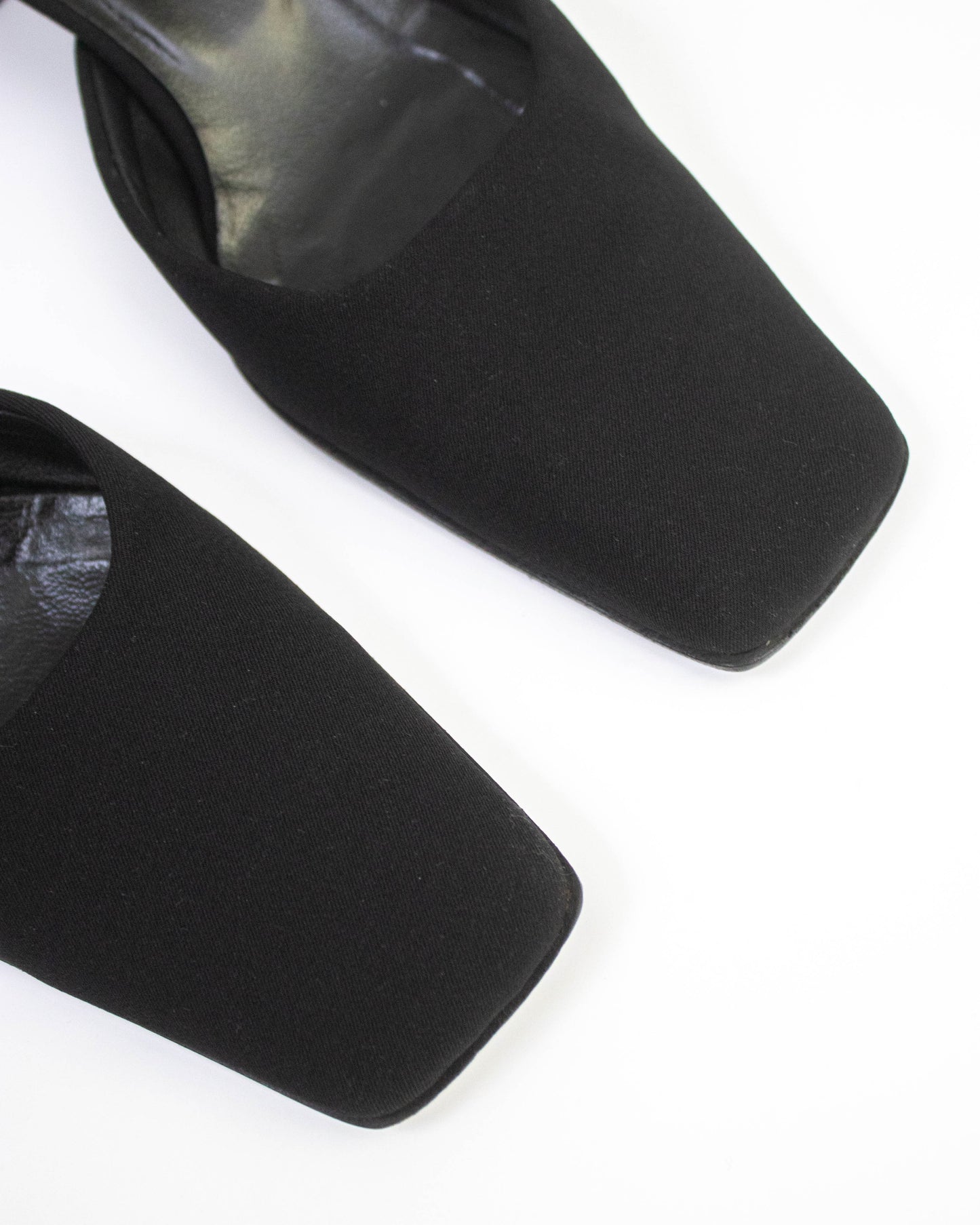 Vintage F/W 1998 Prada Black Minimalist Kitten Heel Mules / 37 (US 7)