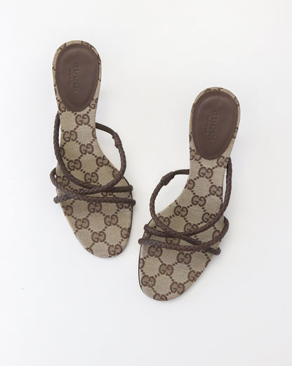 Vintage F/W 2002 Gucci by Tom Ford GG Monogram Braided Leather Kitten Heel Mules / 34.5 (US 4.5)