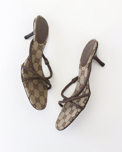 Vintage F/W 2002 Gucci by Tom Ford GG Monogram Braided Leather Kitten Heel Mules / 34.5 (US 4.5)