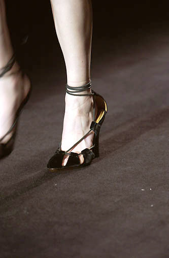 Vintage F/W 2002 Yves Saint Laurent by Tom Ford Lace Up Pumps / 36.5 (US 6.5)