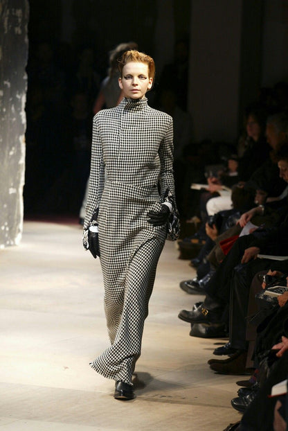 Vintage F/W 2003 Yohji Yamamoto Wool Houndstooth Long Runway Skirt / XS-S