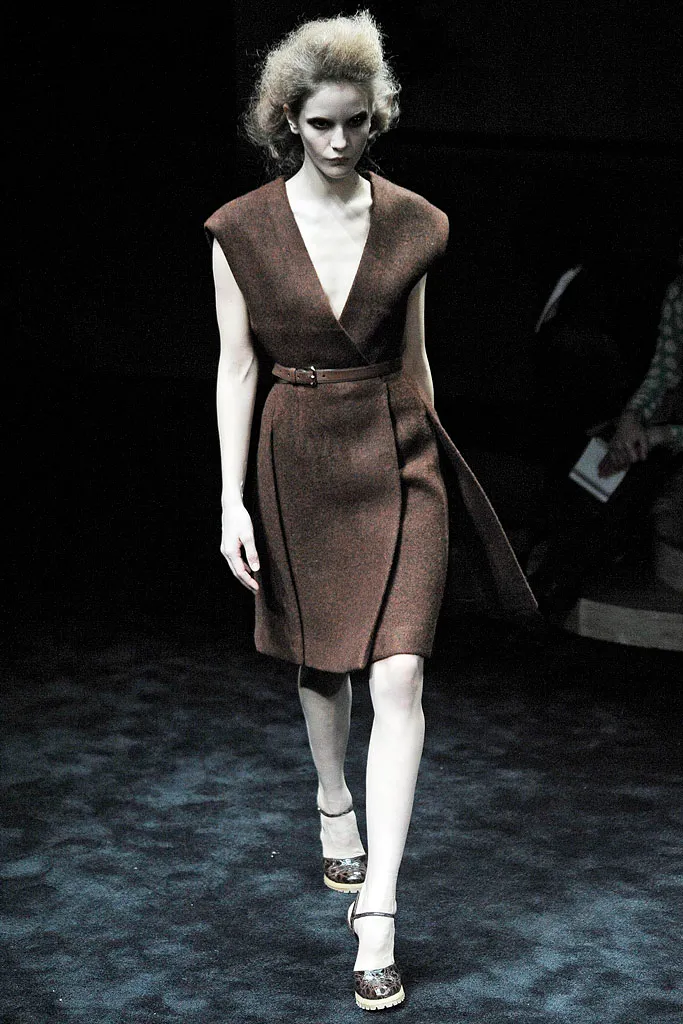 Vintage F/W 2009 Prada Terracotta Brown Wool Runway Dress / IT 38 (XS)