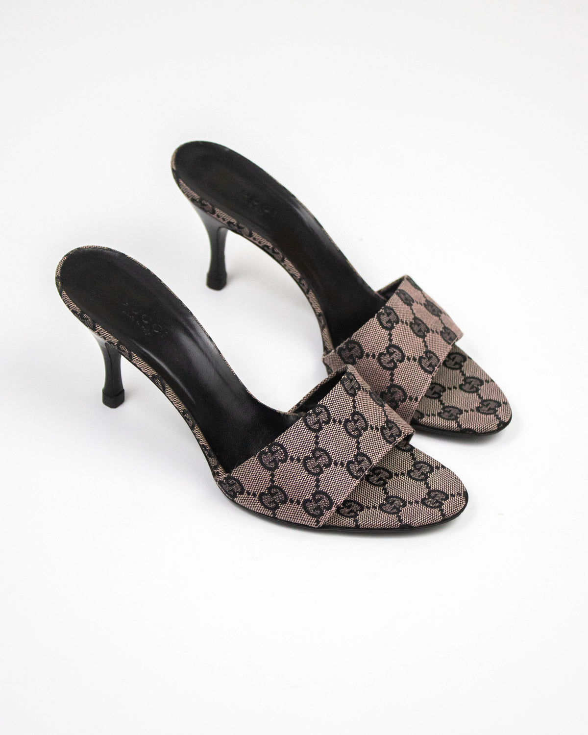 Vintage Gucci Pale Pink Monogram Canvas Mule Heels / 37.5 (US 7.5)