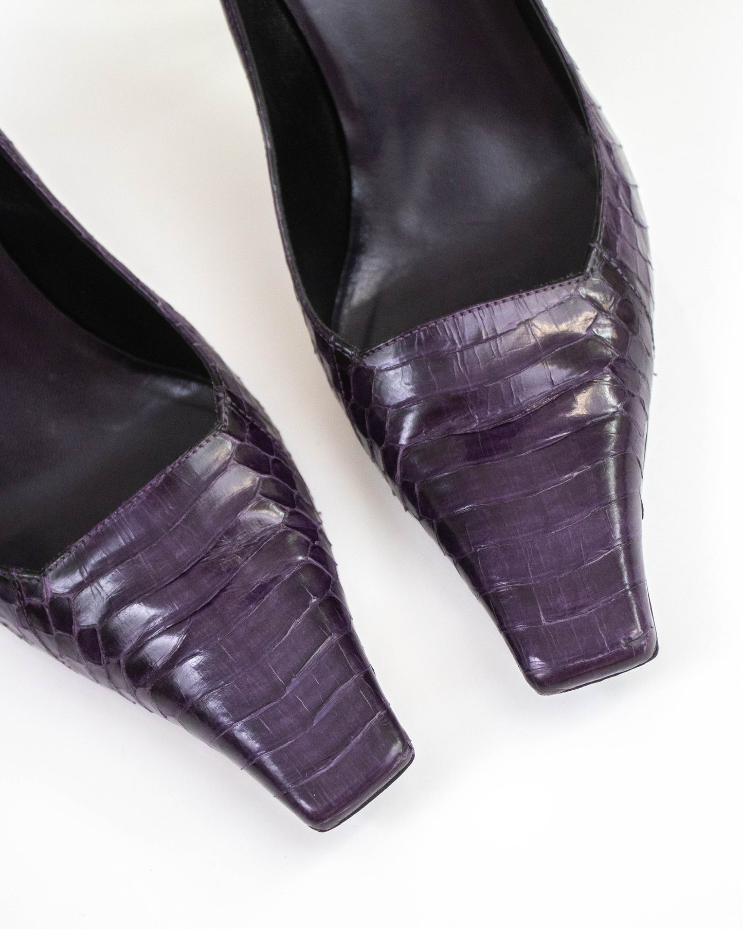 Vintage Gucci Purple Snakeskin Pattern Pumps G Letter Detail / 39.5 (US 9.5)