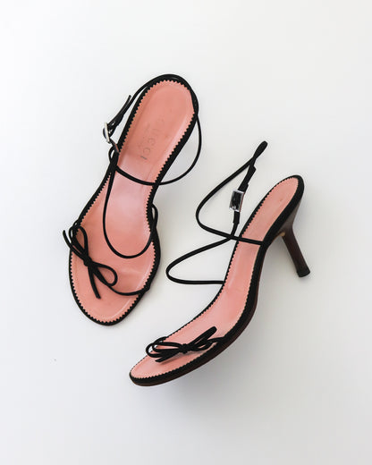 Vintage Gucci by Tom Ford Black Suede Minimalist Bow Strappy Sandals / 37 (US 7)