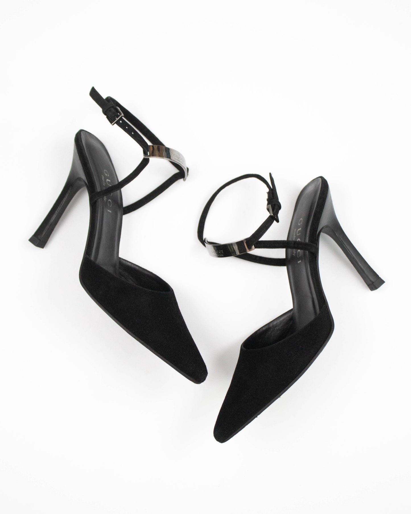 Vintage Gucci by Tom Ford Black Suede Pumps Logo Plate Detail / 35.5 (US 5.5)
