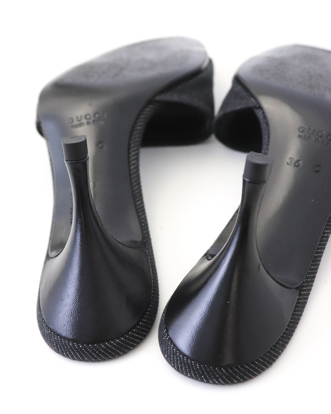 Vintage Gucci by Tom Ford Denim Mule Heels Logo Plates Detail / 36 (US 6)