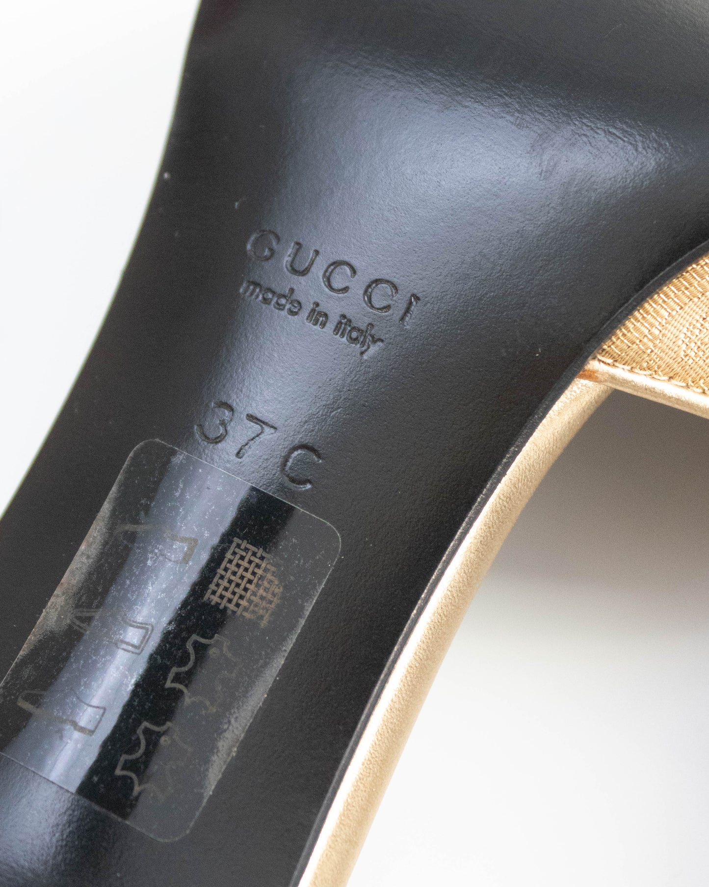 Vintage Gucci by Tom Ford Gold GG Monogram Canvas Mule Heels / 37 (US 7)