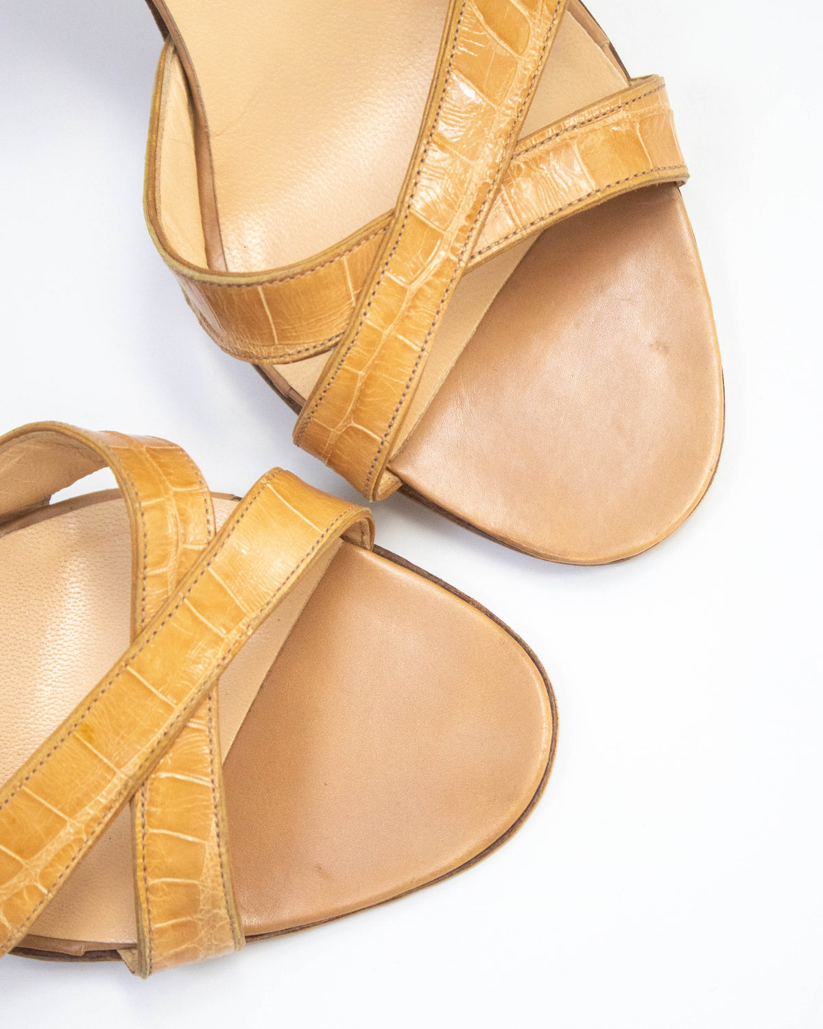 Vintage Manolo Blahnik Beige Callasli Slingback Heels / 35 (US 5)