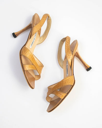 Vintage Manolo Blahnik Beige Callasli Slingback Heels / 35 (US 5)