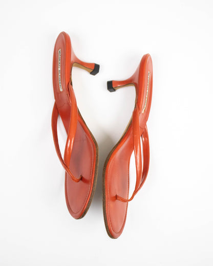 Vintage Manolo Blahnik Coral Thong Kitten Heel Mules / 38 (US 8)