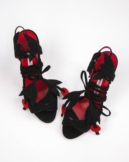 Vintage Manolo Blahnik Ossie/Ivy Floral Applique Ankle Wrap Heels / 38.5 (US 8.5)