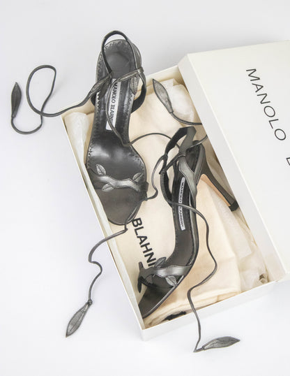 Vintage Manolo Blahnik Zuolas Metallic Floral Vine Lace Up Heels / 34.5 (US 4.5)