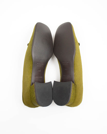 Vintage Prada 1990s Green Ponyhair Loafer Shoes / 35.5 (US 5.5)