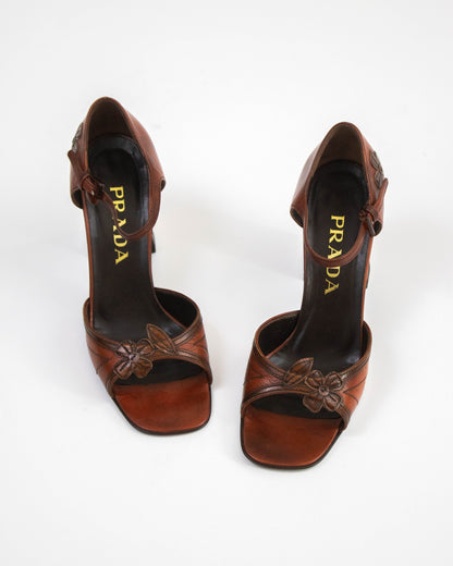 Vintage Prada F/W 1996 Brown Leather Flower Applique Runway Heels / 37.5 (US 7.5)