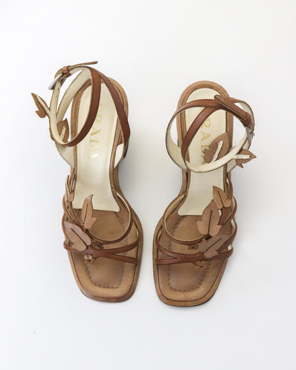 Vintage S/S 1997 Prada Beige Floral Vine Leaf Applique Wedge Sandals / 35 (US 5)