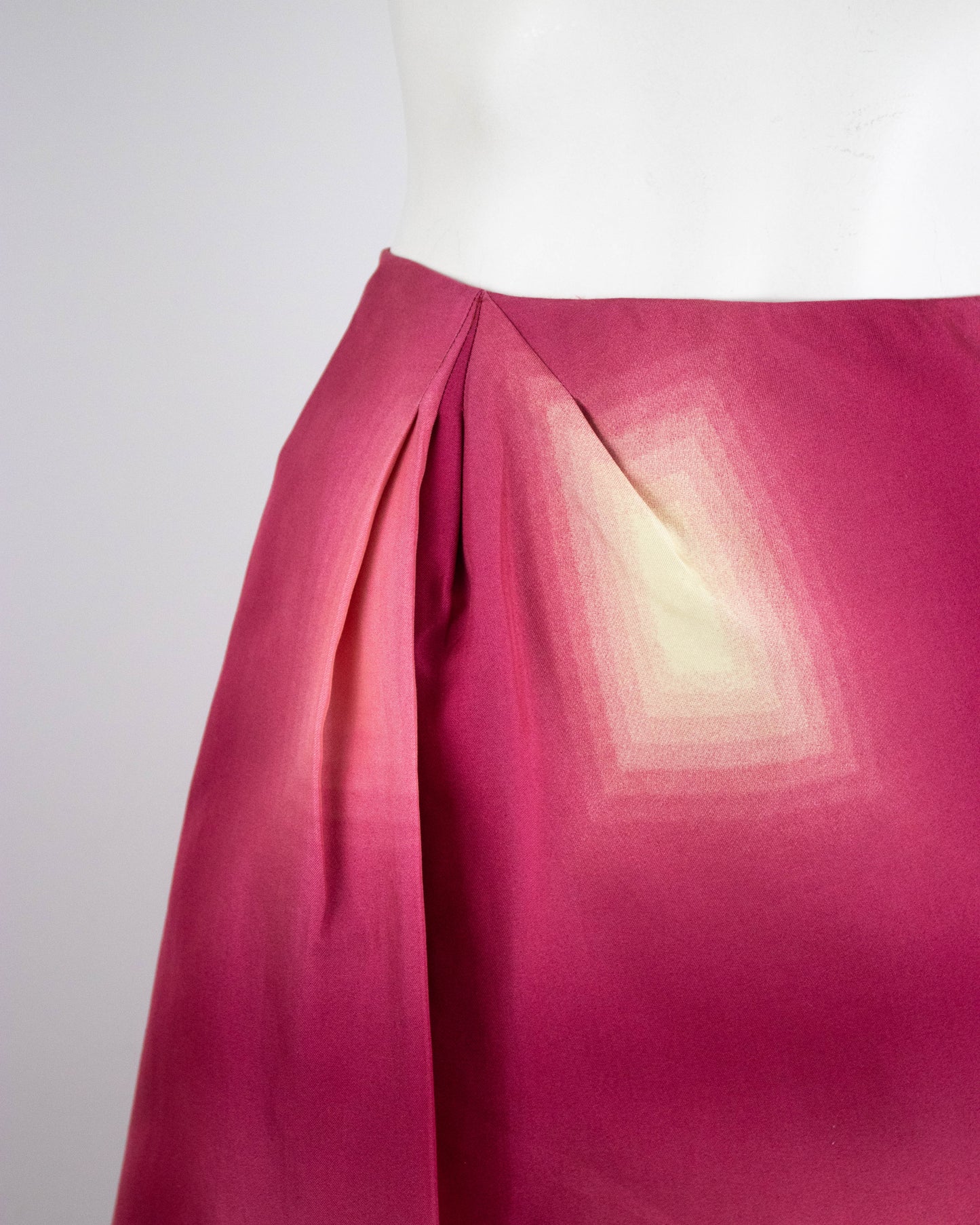 Vintage S/S 1998 Prada Pink Geometric Ombré Print Runway Skirt / IT 38 (XS)