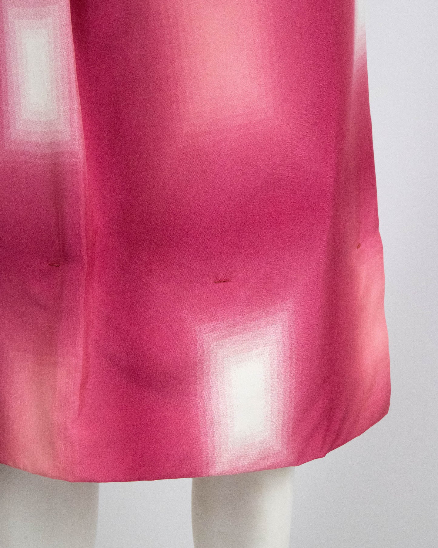Vintage S/S 1998 Prada Pink Geometric Ombré Print Runway Skirt / IT 38 (XS)