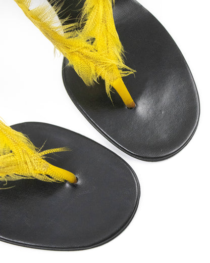 Vintage S/S 1999 Gucci Runway Yellow Feather Thong Mules / 36 (US 6)