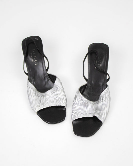 Vintage S/S 1999 Gucci by Tom Ford Silver Slingback Heels / 37 (US 7)