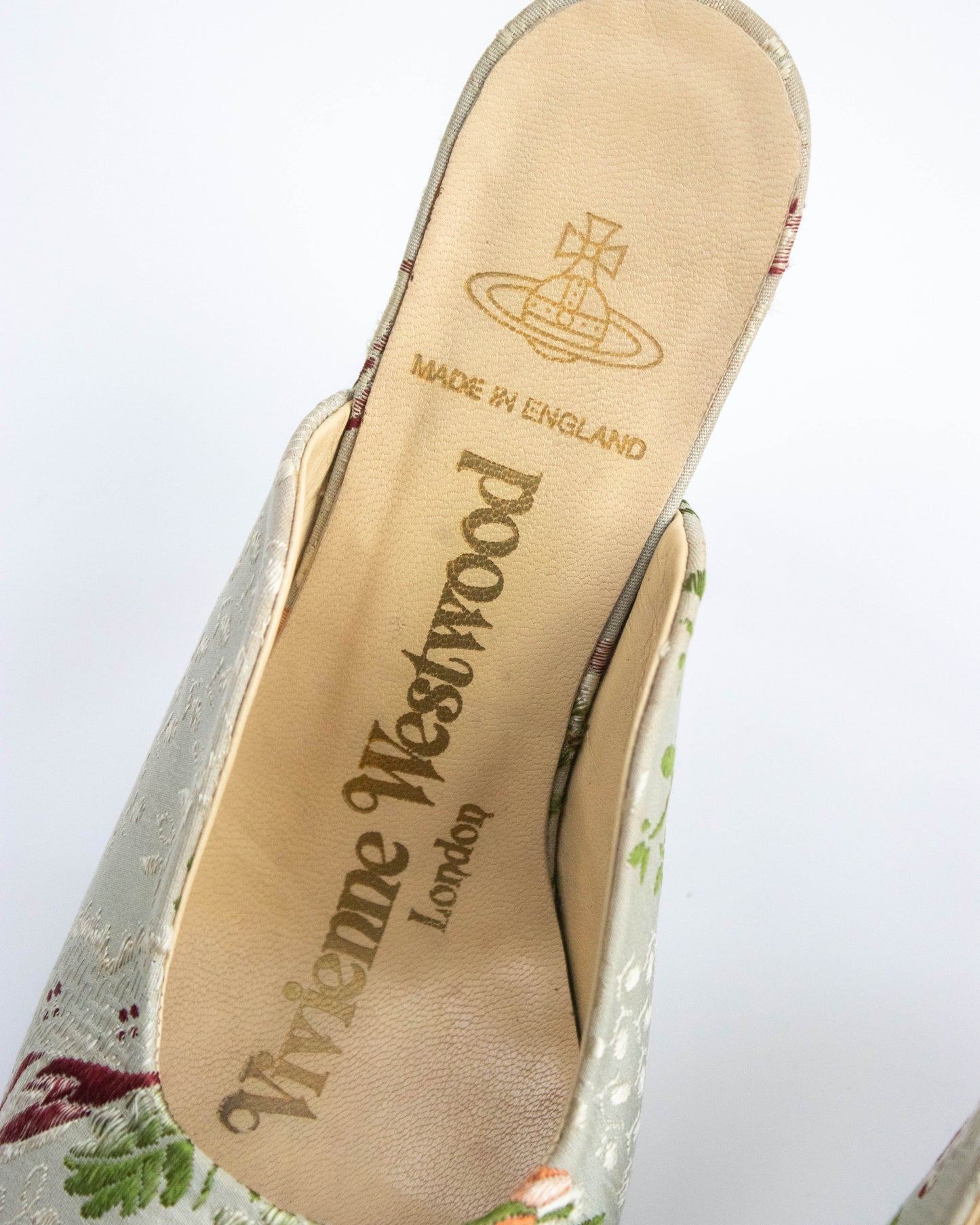 Vintage S/S 2000 Vivienne Westwood Floral Jacquard Animal Toe Mule Heels / 37 (US 7)