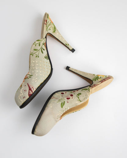 Vintage S/S 2000 Vivienne Westwood Floral Jacquard Animal Toe Mule Heels / 37 (US 7)