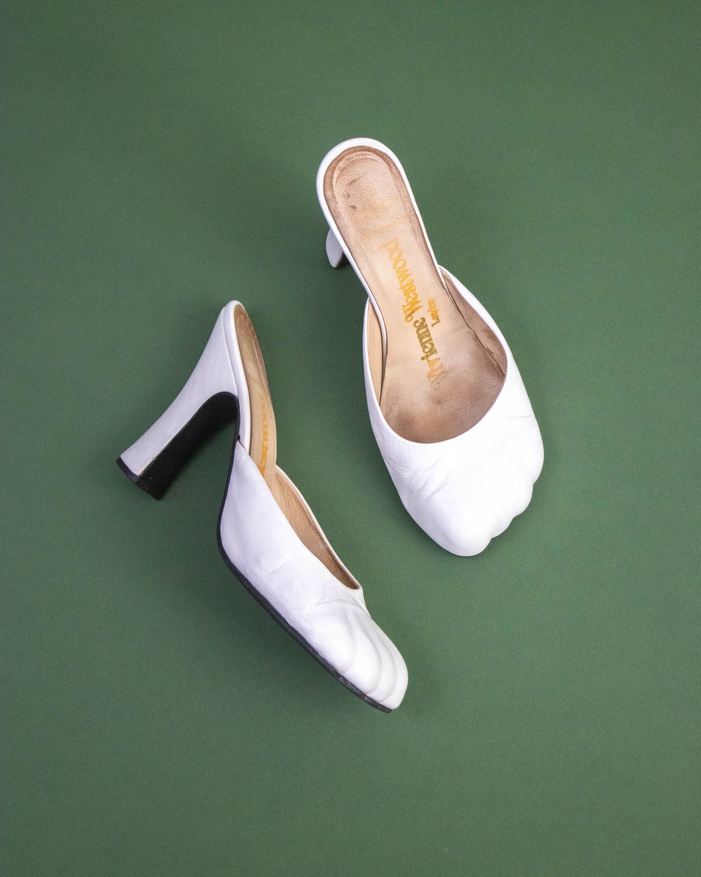 Vintage Vivienne Westwood White Animal Toe Mule Heels / 39 (US 9)