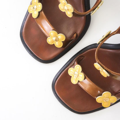 Vintage 2000s Louis Vuitton Brown Leather Flower Detail Sandals Block Heels / 38 (US 8)