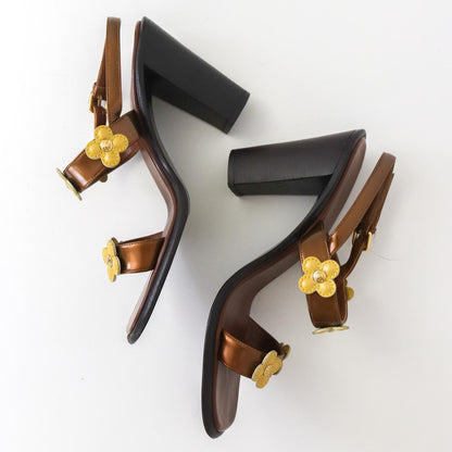 Vintage 2000s Louis Vuitton Brown Leather Flower Detail Sandals Block Heels / 38 (US 8)